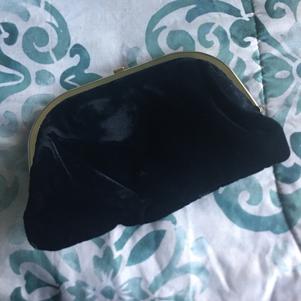 Salisbury handbag pouch
